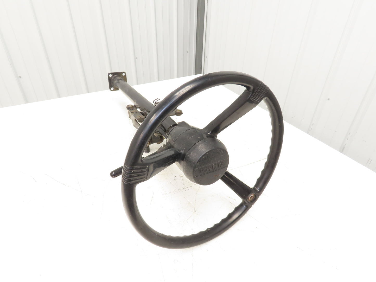 Toyota Electric Forklift Steering Wheel & Column Removed From 5FBE15