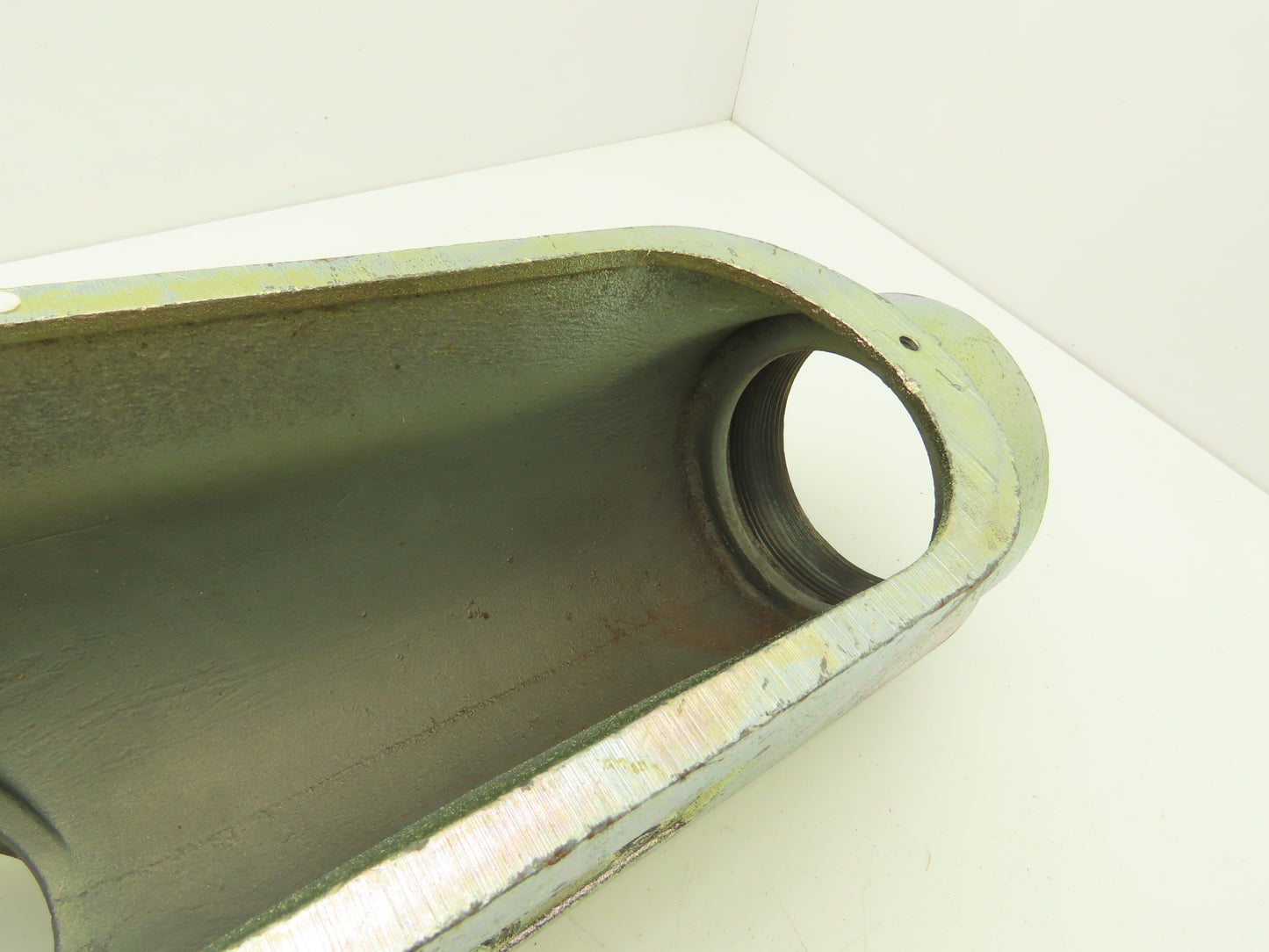 Bridgeport LB-70 4" Hub Malleable Iron LB Conduit Body Threaded Rigid