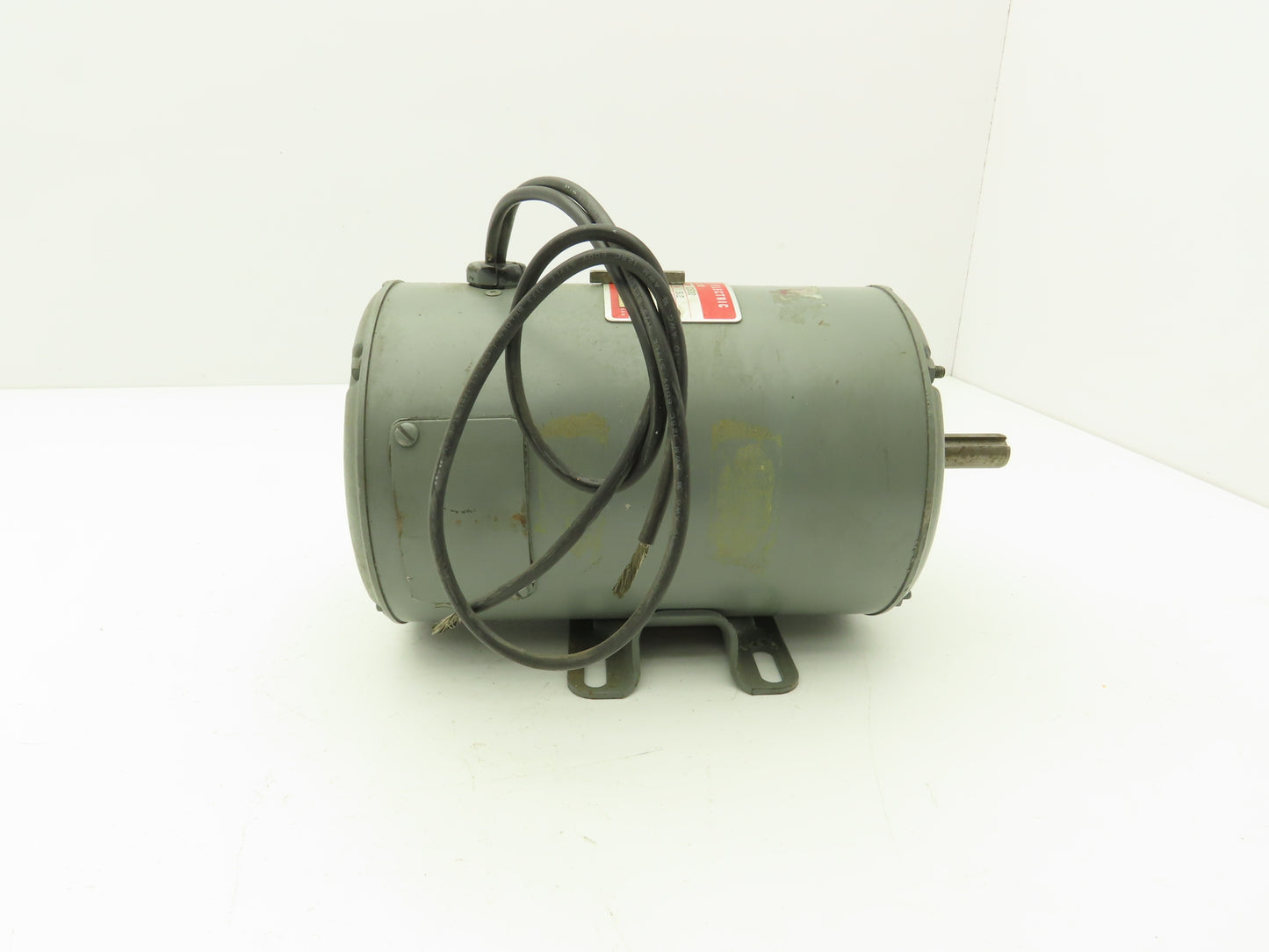 General Electric 5BPB48KAC13 DC Motor 1/2Hp 2500RPM 90VDC 5/8" Shaft
