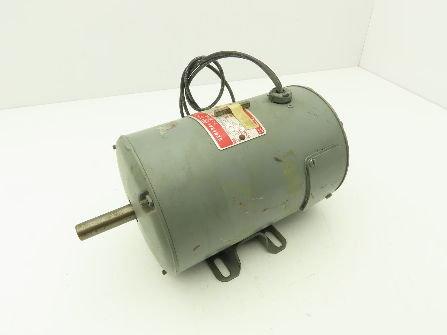 General Electric 5BPB48KAC13 DC Motor 1/2Hp 2500RPM 90VDC 5/8" Shaft