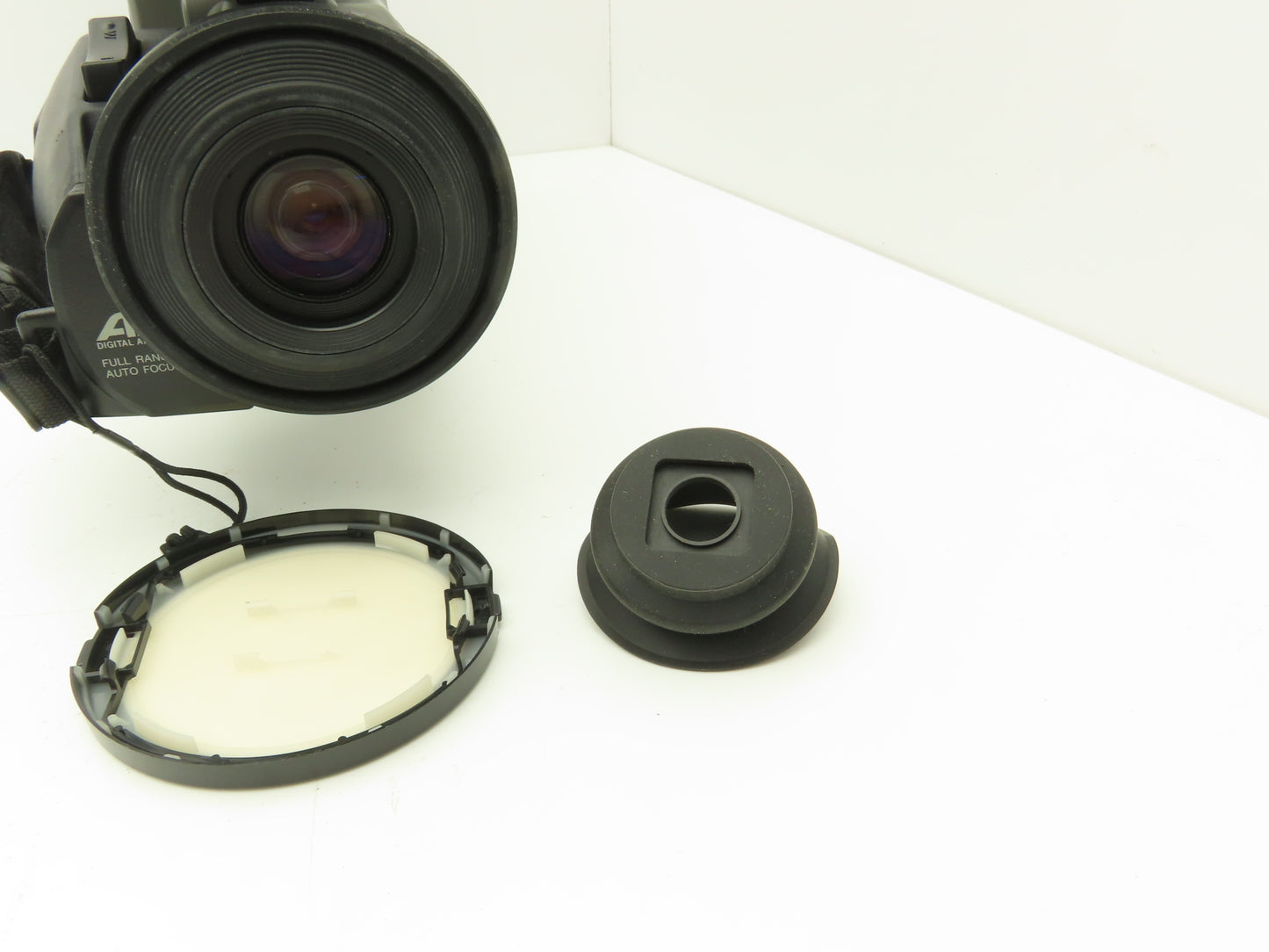 Panasonic AG-455 Camcorder Movie Camera S-VHS Reporter W/Hard Case Powered Up