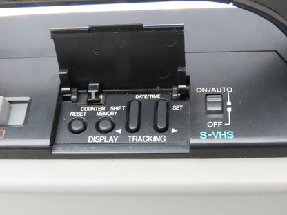 Panasonic AG-455 Camcorder Movie Camera S-VHS Reporter W/Hard Case Powered Up