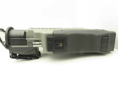 Panasonic AG-455 Camcorder Movie Camera S-VHS Reporter W/Hard Case Powered Up