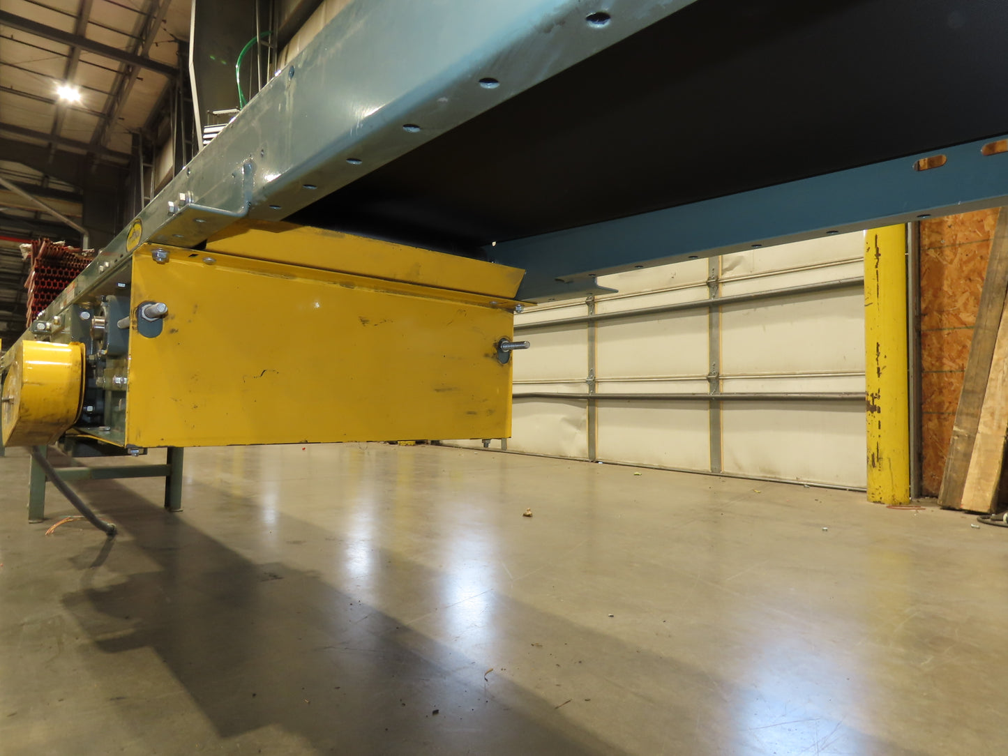 Hytrol 18"x 50' Slider Bed Conveyor 15.5" Belt 1Hp 3PH Center Drive 50FPM