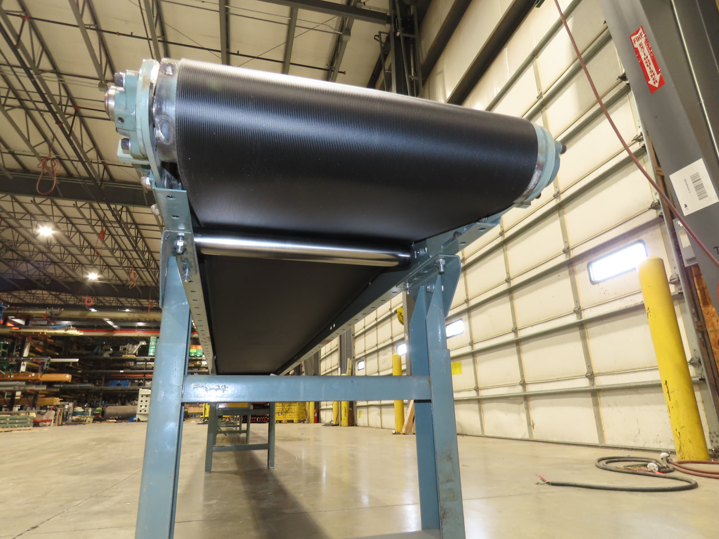 Hytrol 18"x 50' Slider Bed Conveyor 15.5" Belt 1Hp 3PH Center Drive 50FPM