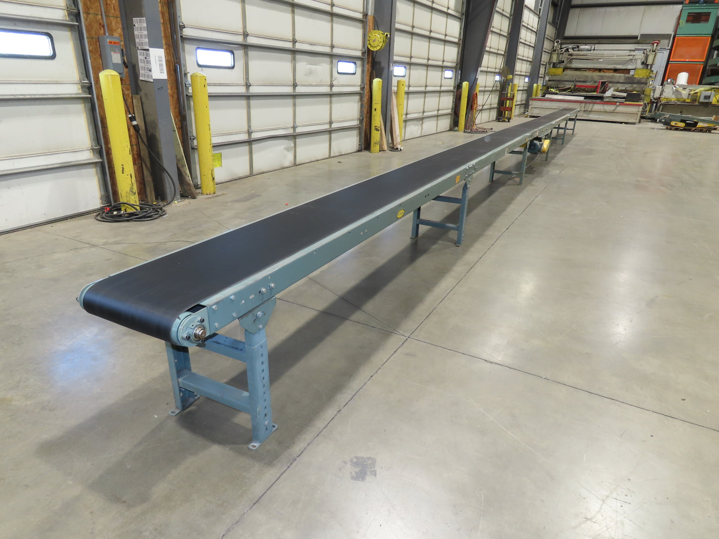 Hytrol 18"x 50' Slider Bed Conveyor 15.5" Belt 1Hp 3PH Center Drive 50FPM