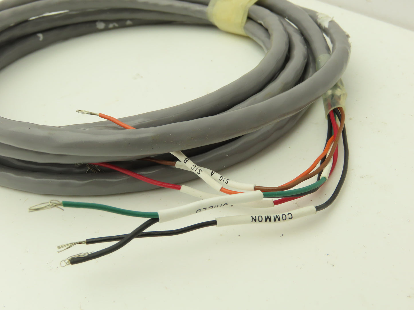 Dynapar Controls 2106001010 Danaher Servo Motor Encoder 3/8" Shaft 5-26V