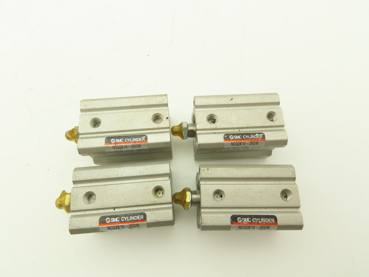 SMC NCQ2B16-25DM Pneumatic Cylinder 16mm Bore 25mm Stroke Lot of 4