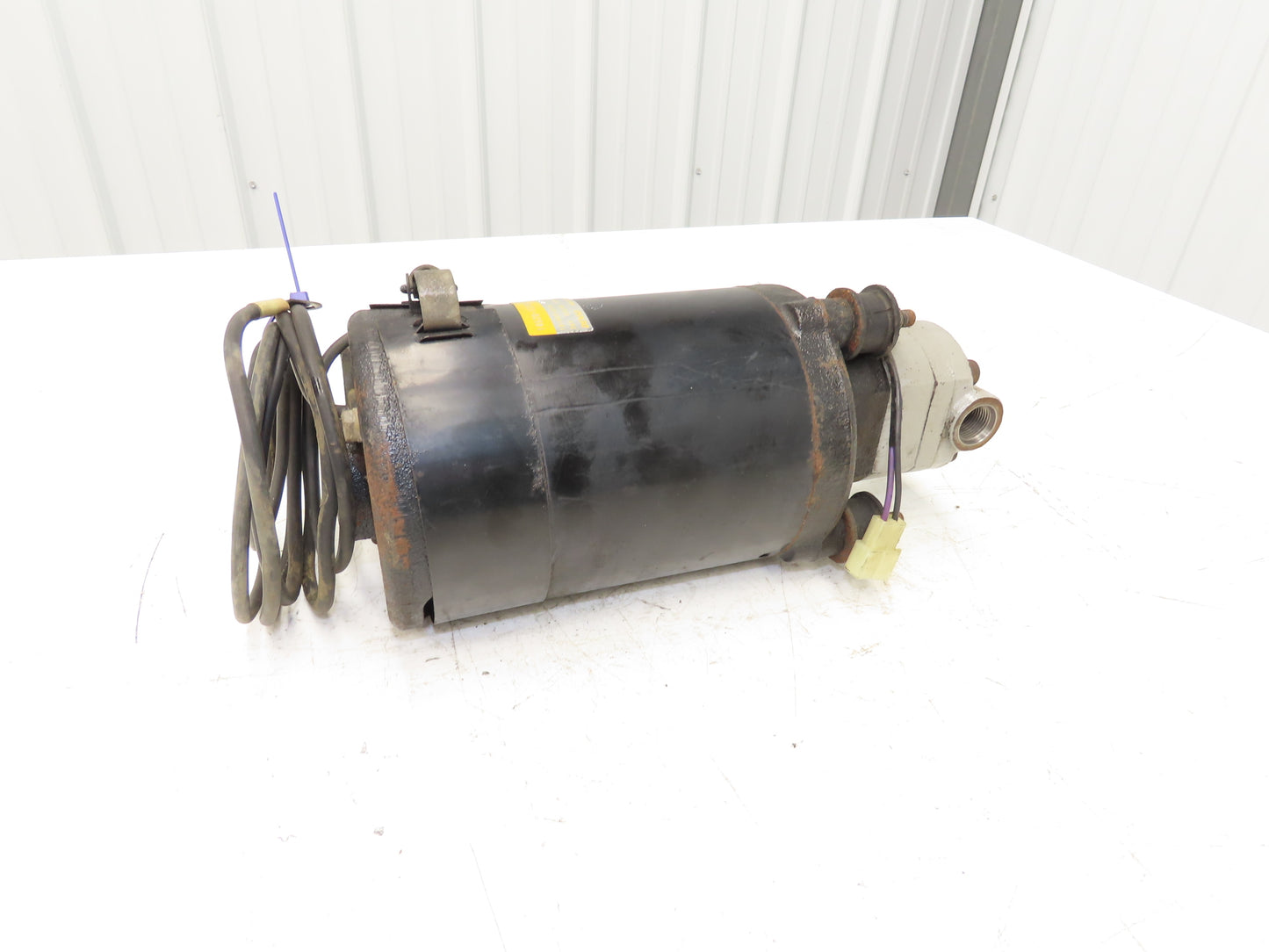 Denso 14520-12240-71 Hydraulic Pump Motor 36V Toyota 5FBE15 Electric Forklift