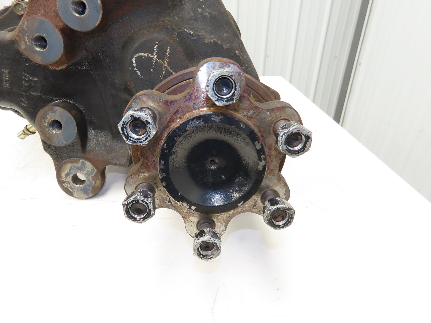 Toyota 14120-12181-71 Forklift Left Front Drive Axle & Motor 5-Lug Off 5FBE15