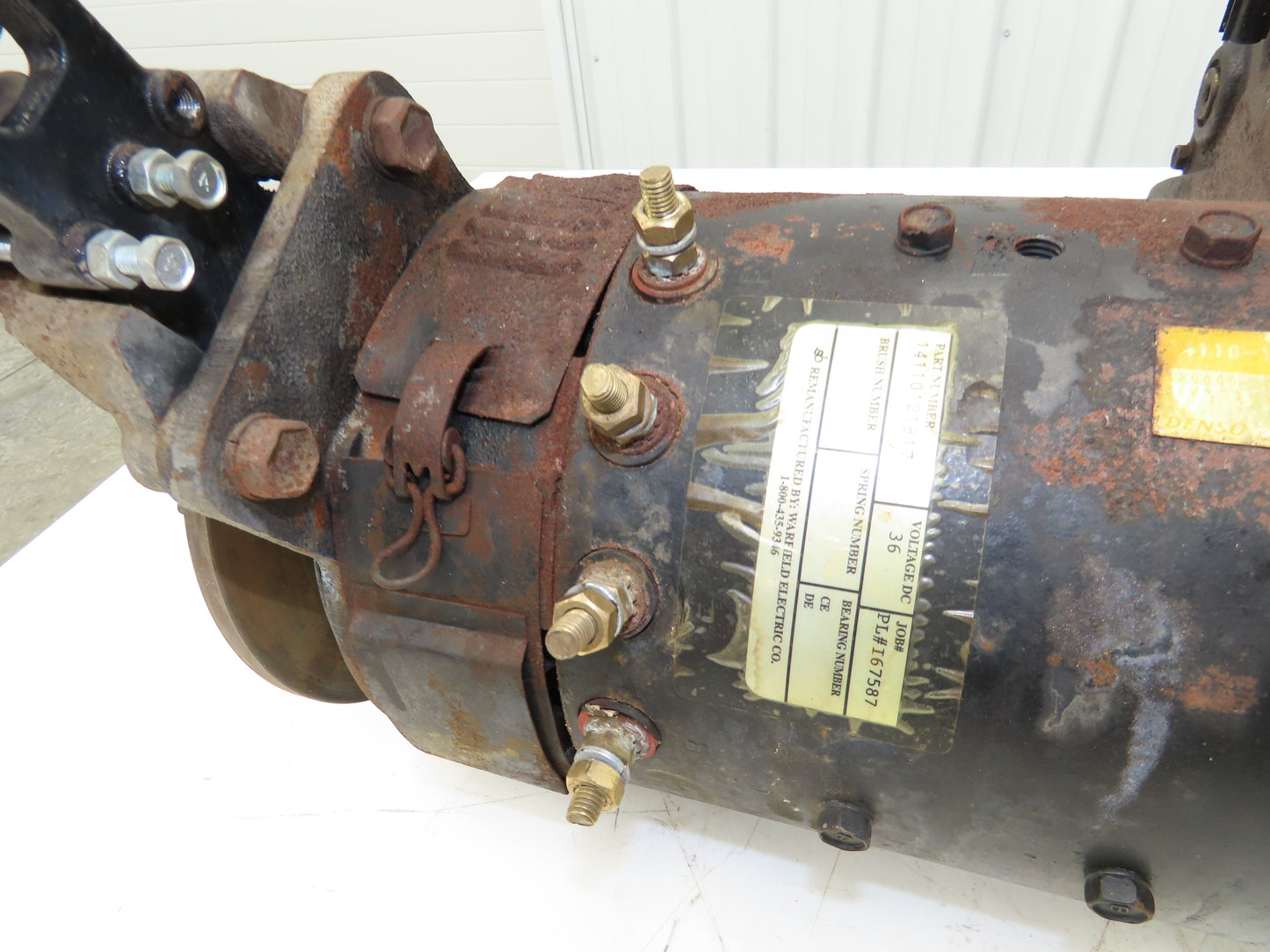 Toyota 14110-12181-71 Forklift Right Front Drive Axle & Motor 5-Lug Off 5FBE15