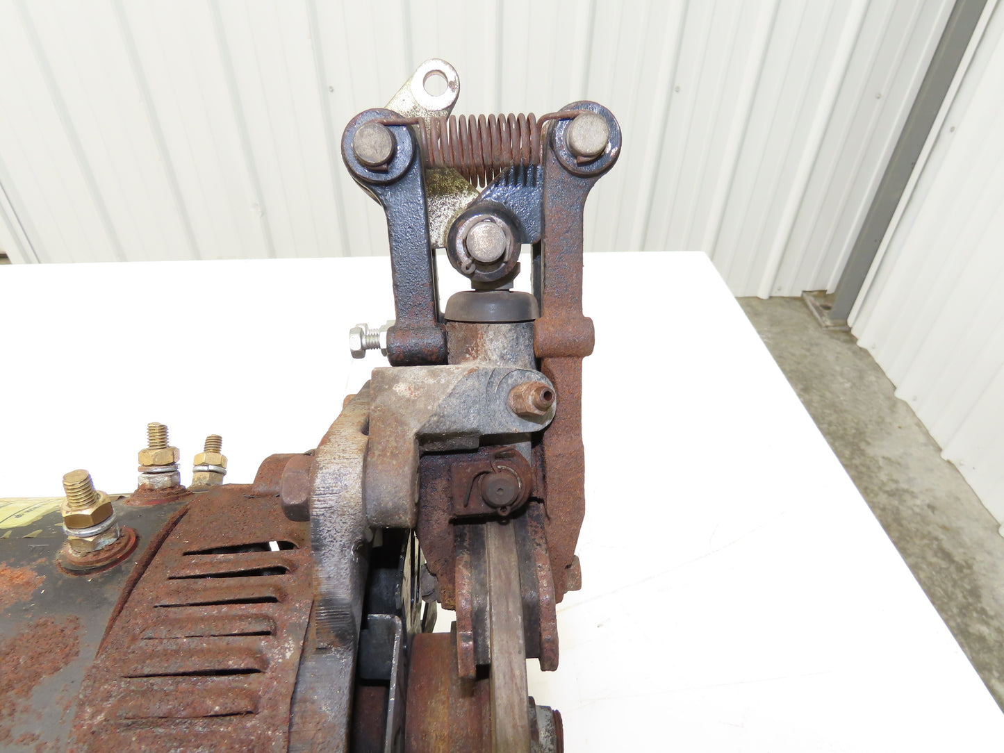 Toyota 14110-12181-71 Forklift Right Front Drive Axle & Motor 5-Lug Off 5FBE15