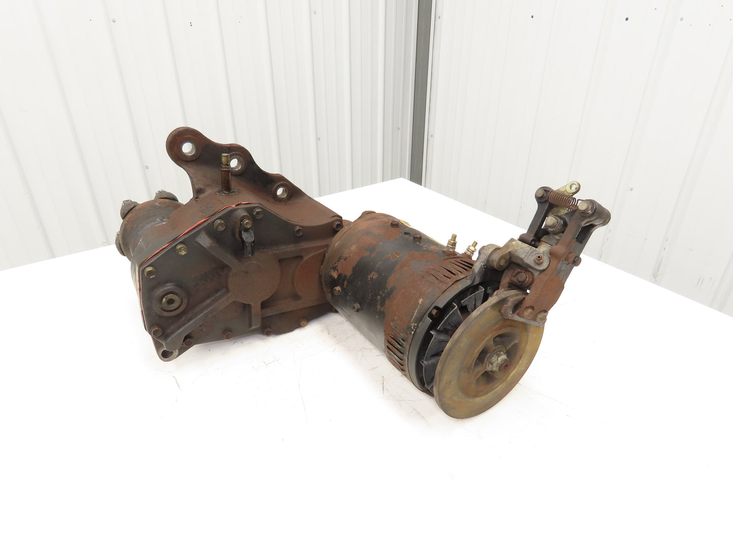 Toyota 14110-12181-71 Forklift Right Front Drive Axle & Motor 5-Lug Off 5FBE15