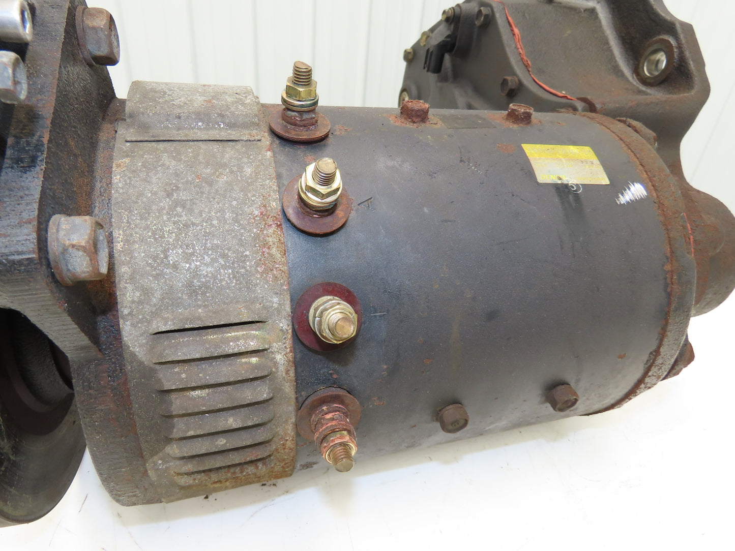 Toyota 14110-12181-71 Forklift Right Front Drive Axle & Motor 5-Lug Off 5FBE15