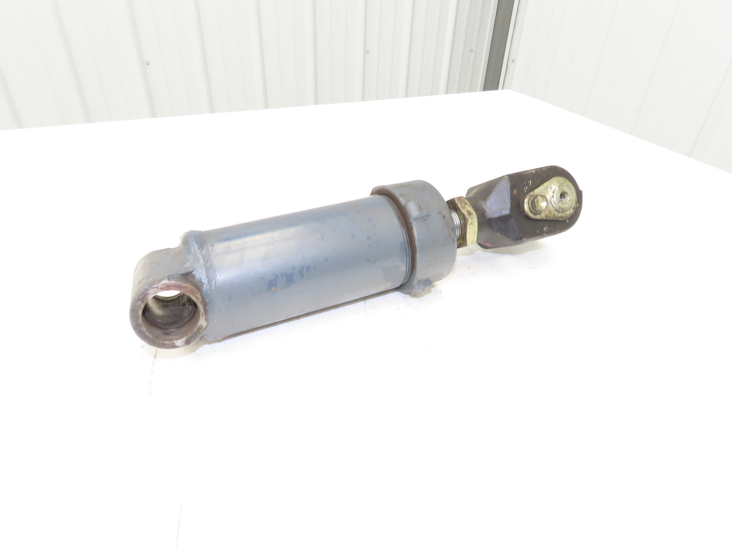 Toyota Electric Forklift Hydraulic Tilt Cylinder Removed From 5FBE15