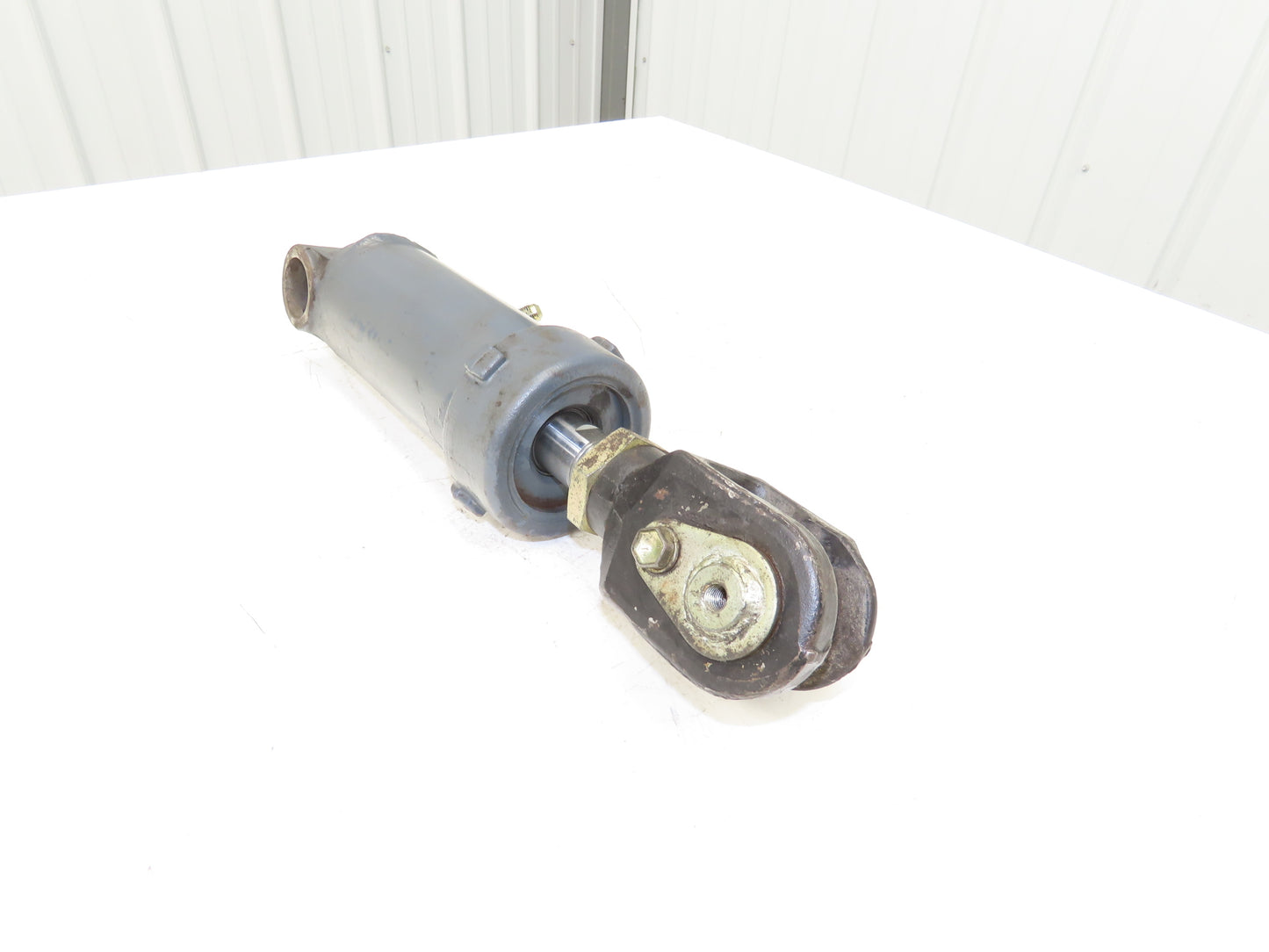 Toyota Electric Forklift Hydraulic Tilt Cylinder Removed From 5FBE15