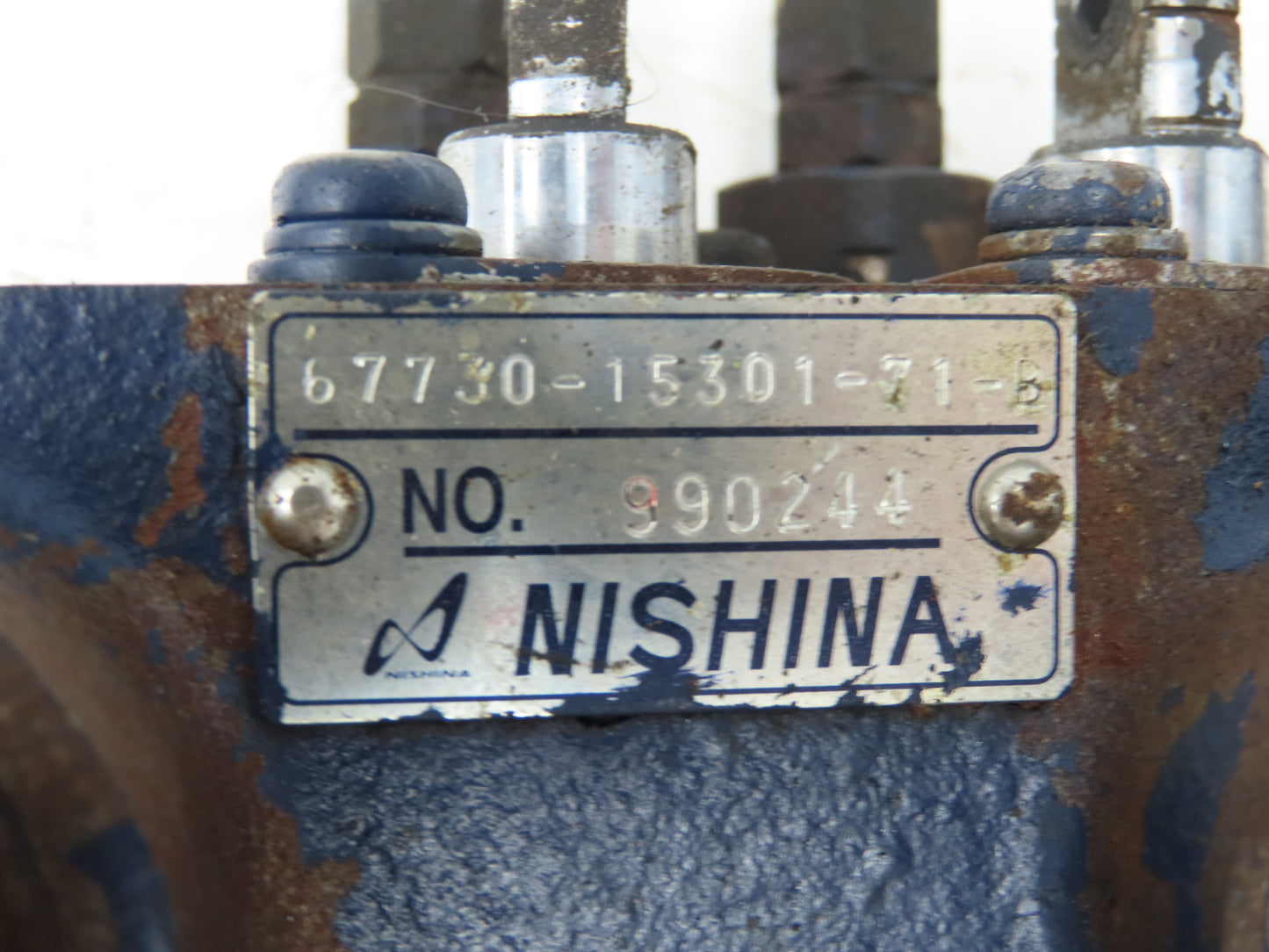 Toyota 67730-15301-71-B Hydraulic 4-Spool Forklift Mast Control Valve Off 5FBE15