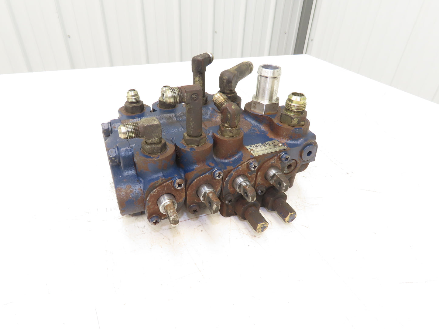 Toyota 67730-15301-71-B Hydraulic 4-Spool Forklift Mast Control Valve Off 5FBE15