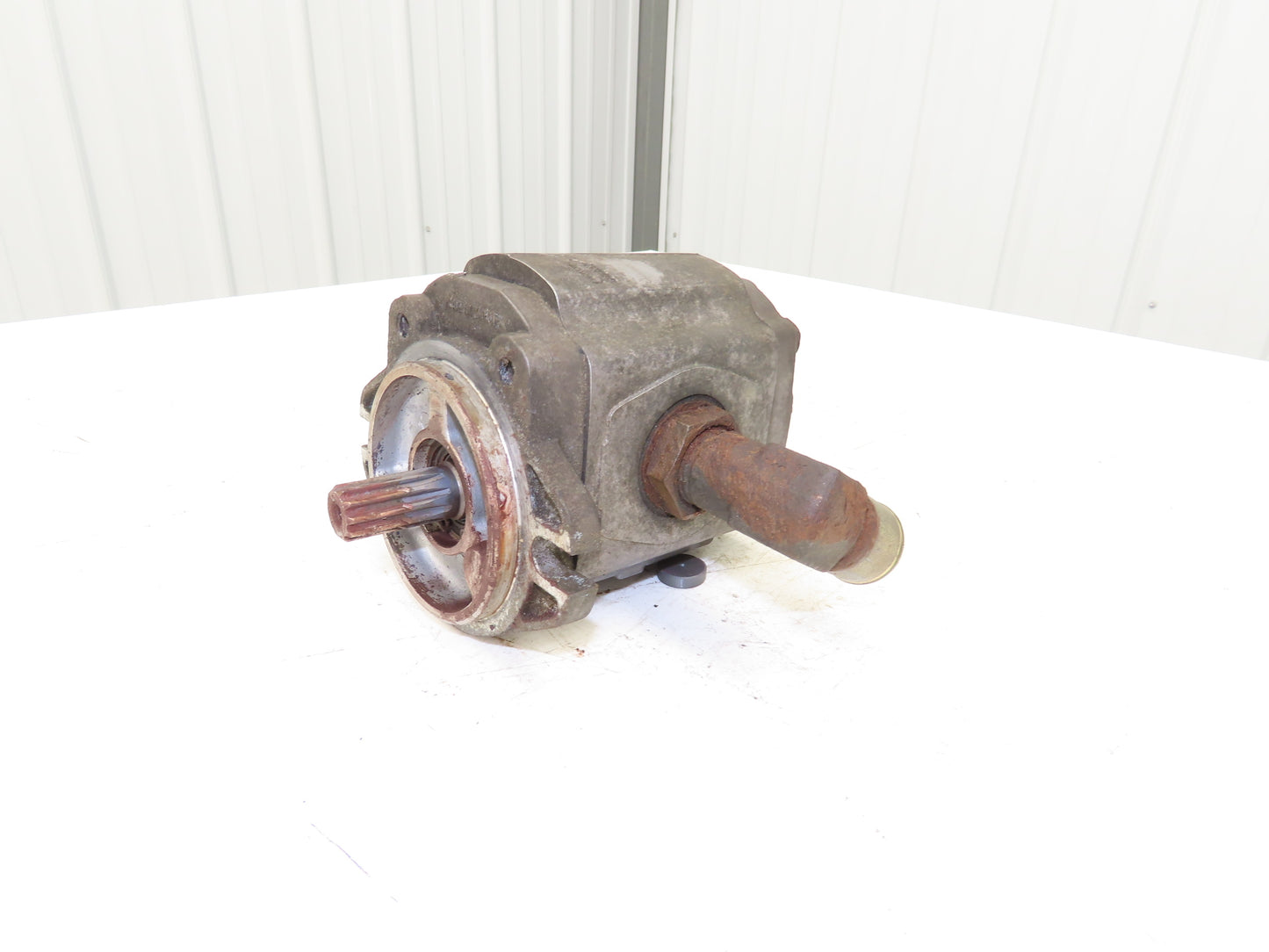 Aztec 67110-12191-71B Hydraulic Pump Removed Off Toyota 5FBE15 Electric Forklift
