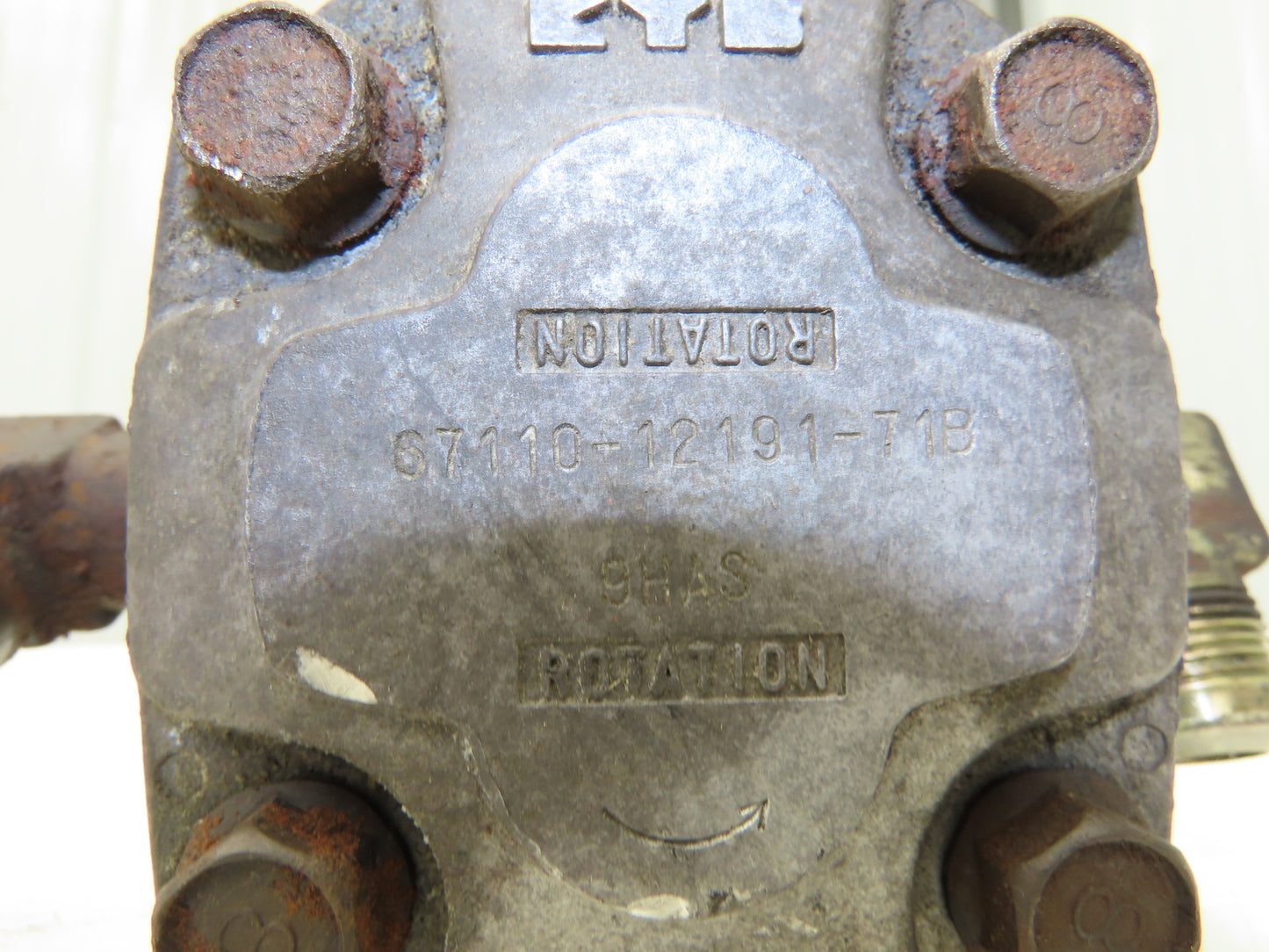 Aztec 67110-12191-71B Hydraulic Pump Removed Off Toyota 5FBE15 Electric Forklift