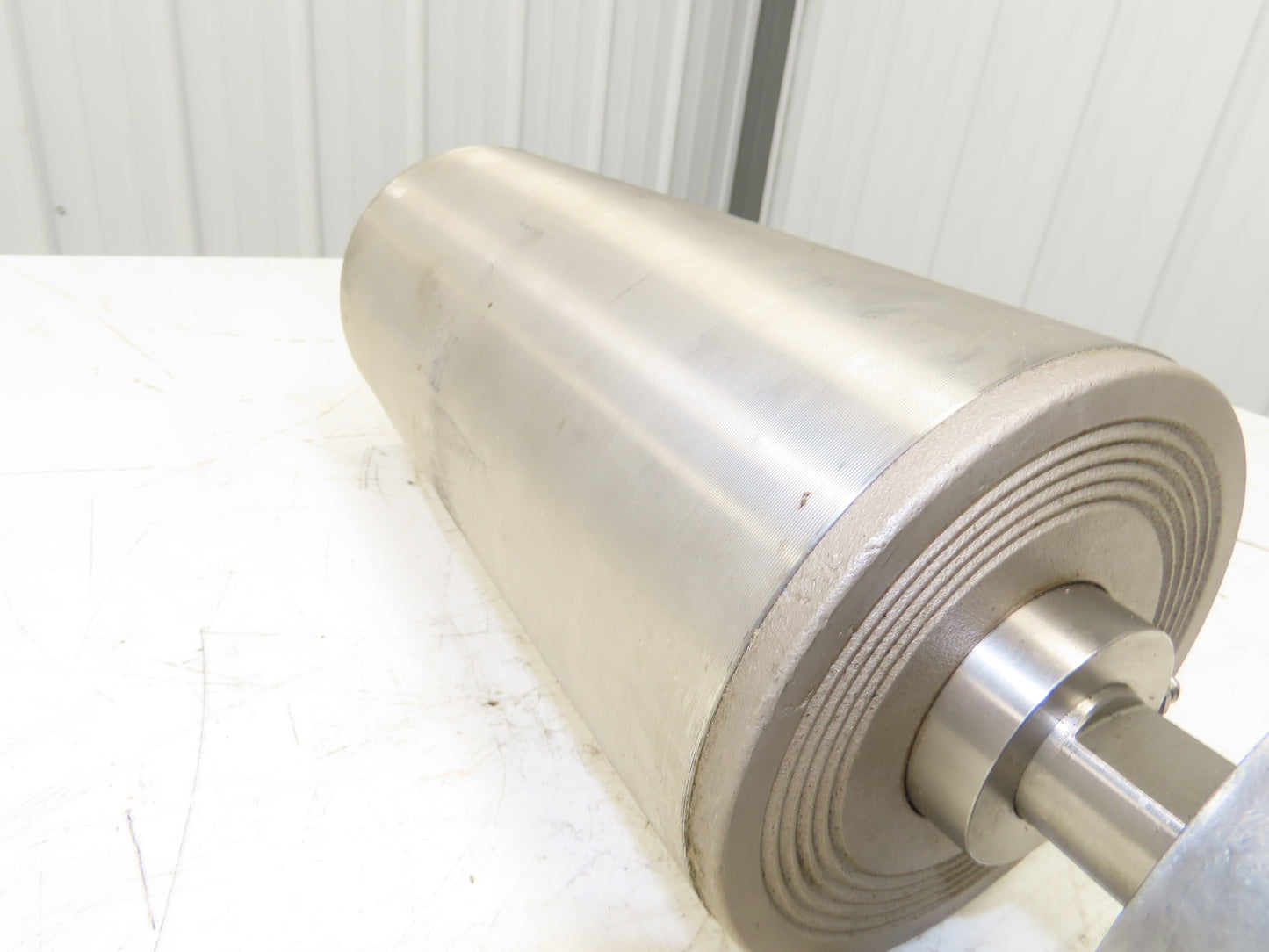 Interroll 6.400 Joki Drum Motor 138mm x 300mm 38 FPM Conveyor Roller 480V 1/4 Hp