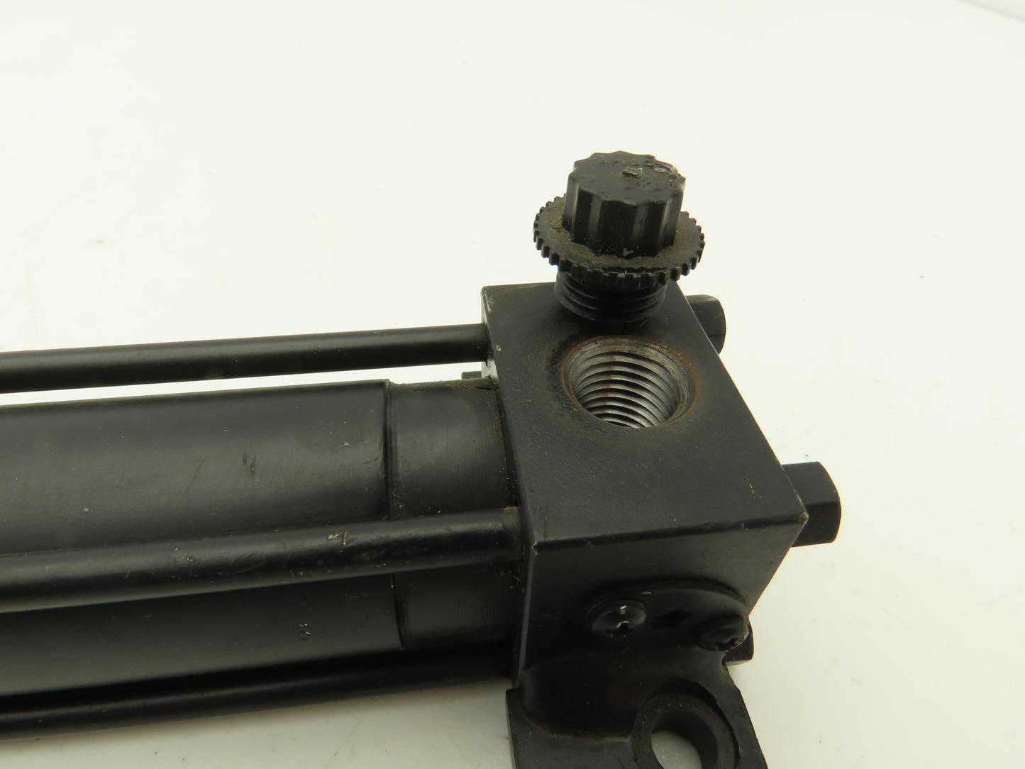 Parker CC2AUV19AC Pneumatic Air Cylinder 1" Bore 8" Stroke 250psi