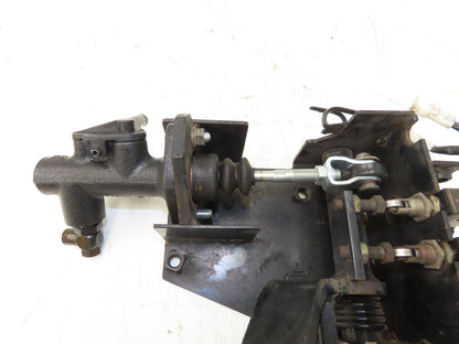 Toyota 5FBE15 Electric Forklift Hydraulic Brake Pedal Master Cylinder Assembly