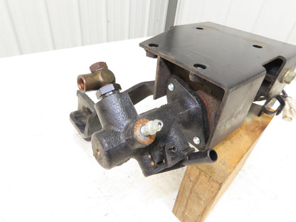 Toyota 5FBE15 Electric Forklift Hydraulic Brake Pedal Master Cylinder Assembly