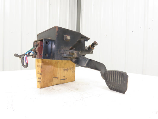 Toyota 5FBE15 Electric Forklift Hydraulic Brake Pedal Master Cylinder Assembly