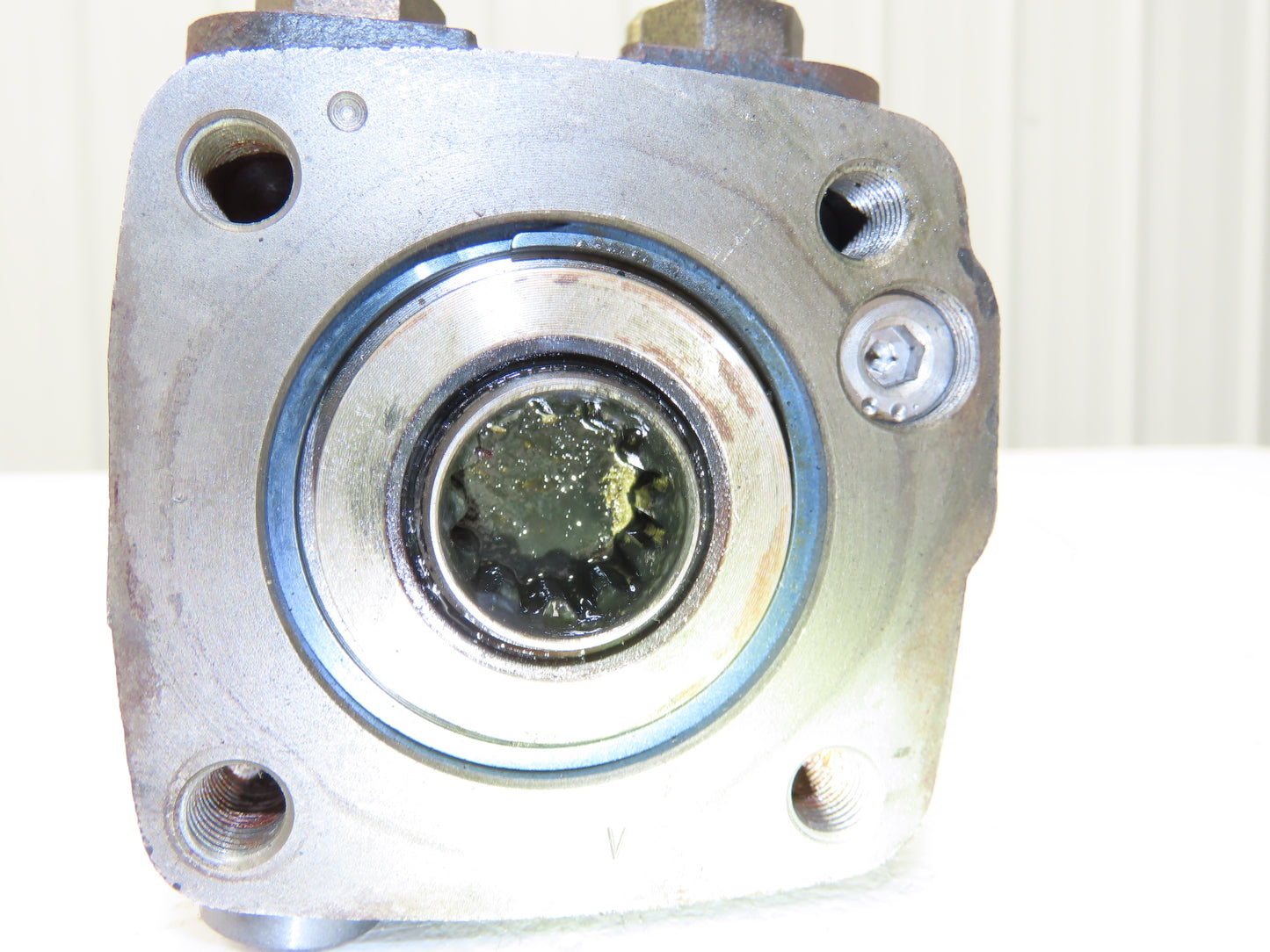 Sumitomo Eaton UBS080A06Z2D Forklift Hydraulic Power Steering Pump Toyota 5FBE15