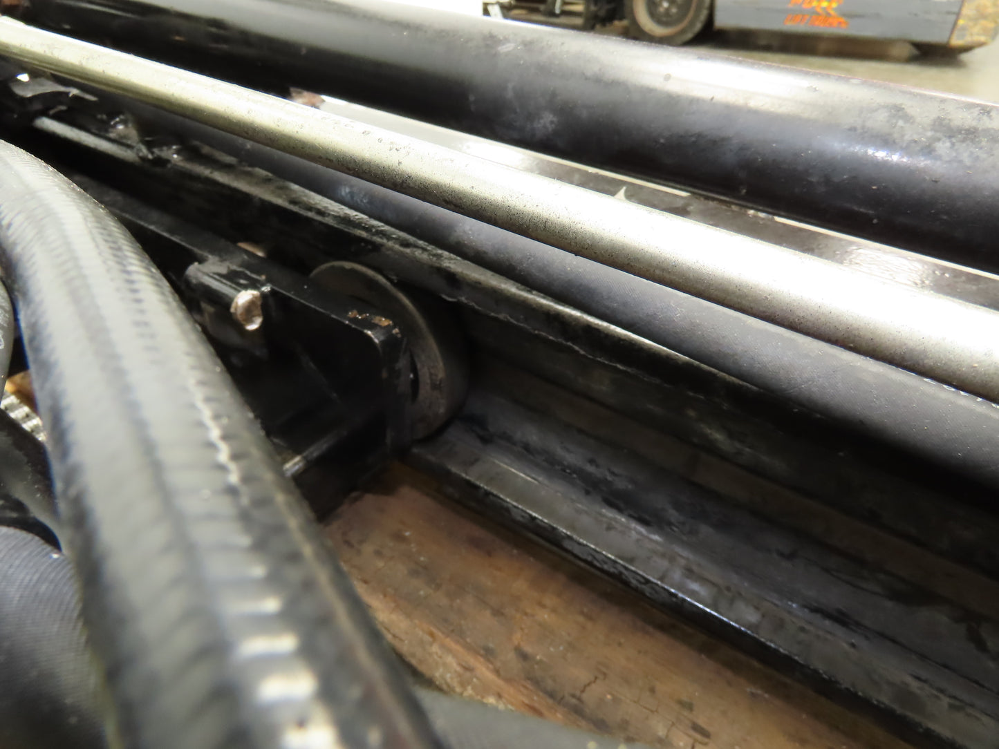 Toyota Forklift Mast 3 Stage 4 Lever 189" Lift 2900lb 5FBE15 Class 2