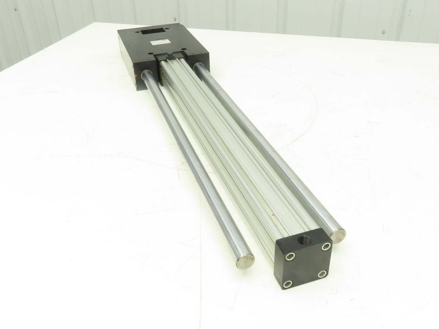 Parker HBR20-24T4A-B Pneumatic Actuator Guided Cylinder Slide 2"x 24" Stroke