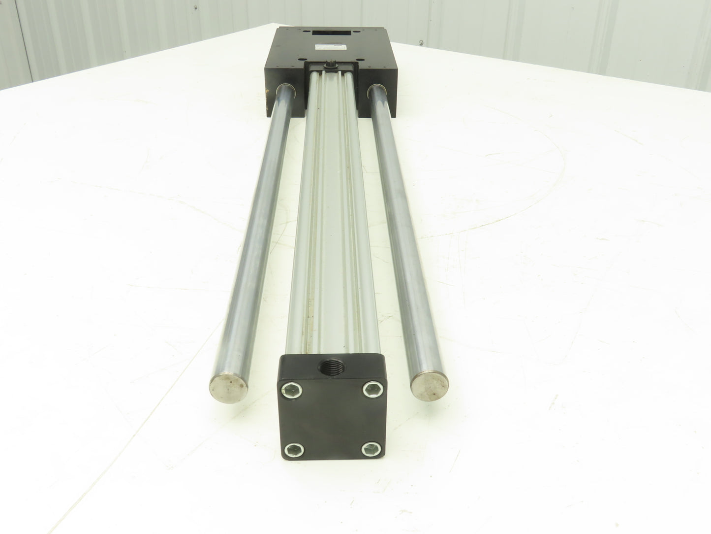 Parker HBR20-24T4A-B Pneumatic Actuator Guided Cylinder Slide 2"x 24" Stroke