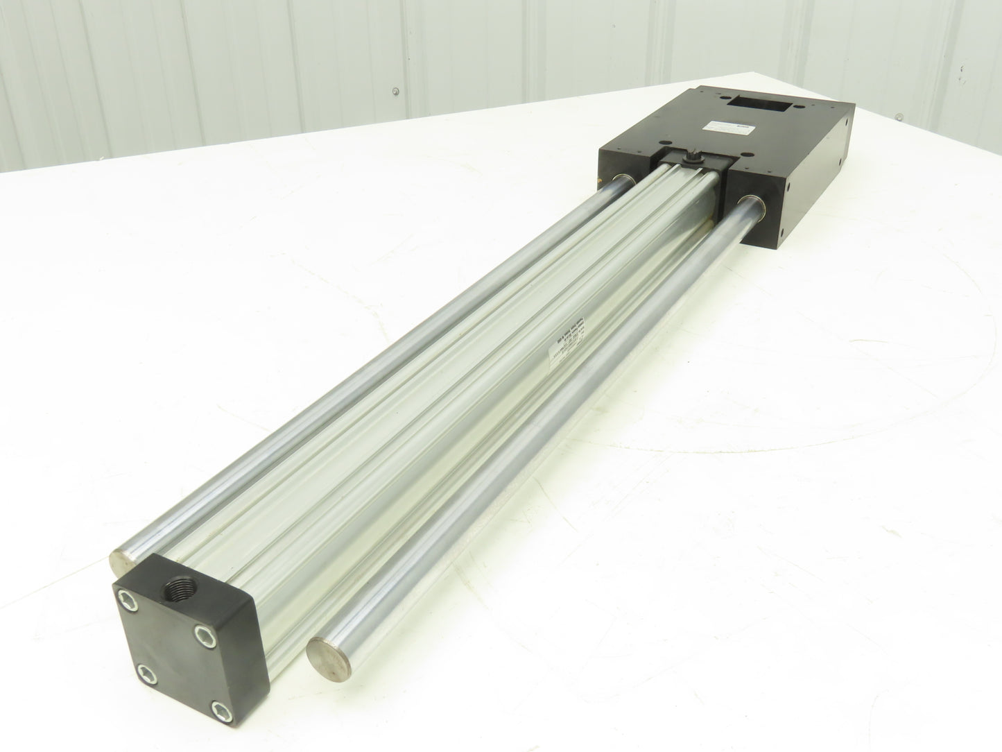 Parker HBR20-24T4A-B Pneumatic Actuator Guided Cylinder Slide 2"x 24" Stroke