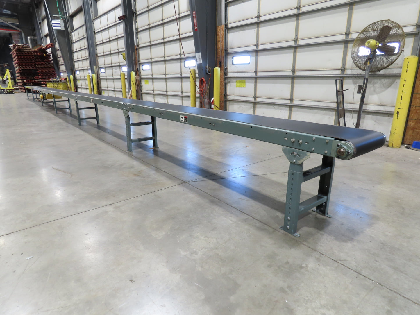Hytrol 18"x 60' 10" Slider Bed Conveyor 15.5" Belt 1/2Hp 3PH Center Drive 100FPM