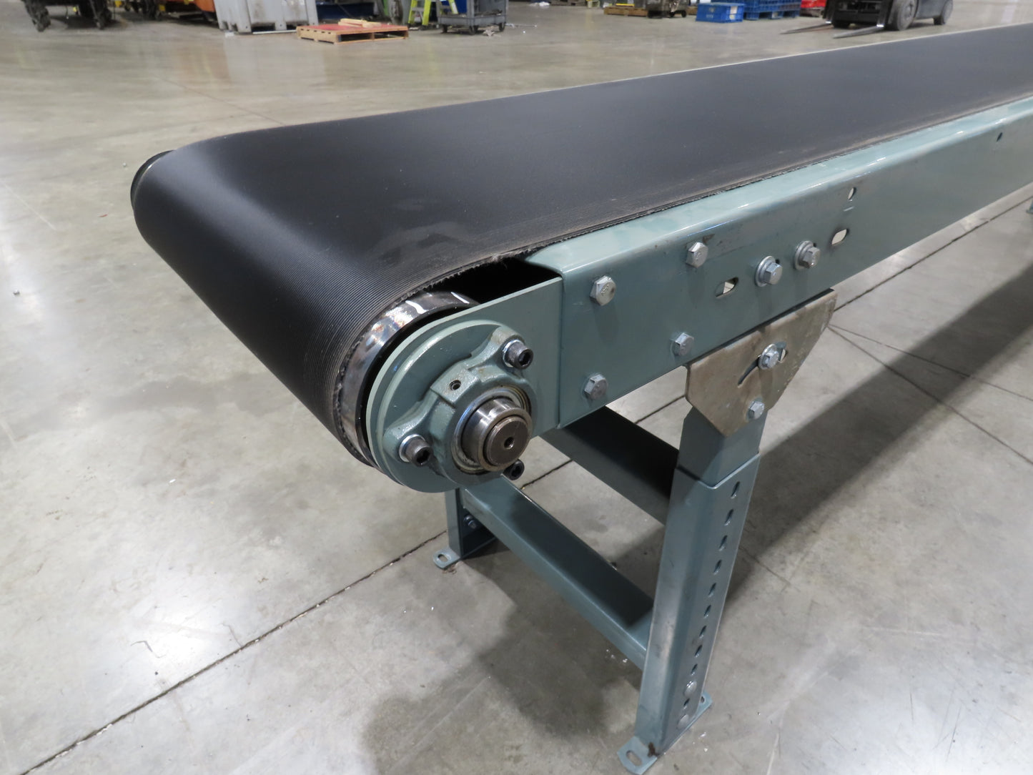 Hytrol 18"x 60' 10" Slider Bed Conveyor 15.5" Belt 1/2Hp 3PH Center Drive 100FPM