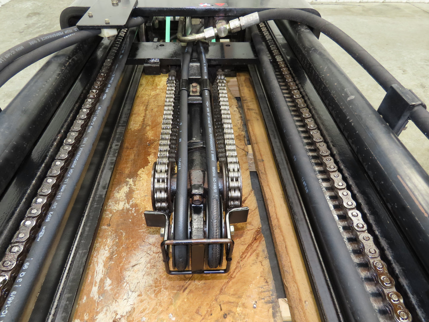 Toyota Forklift Mast 3 Stage 3 Lever 189" Lift 2900lb 5FBE15 Class 2