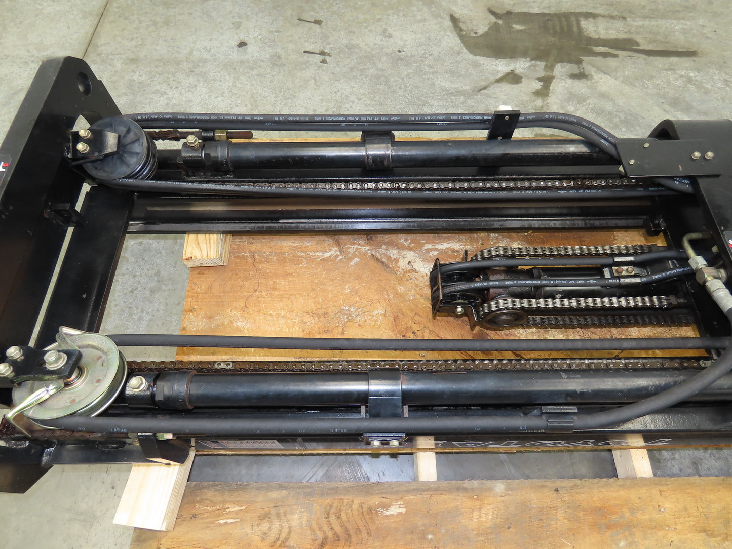 Toyota Forklift Mast 3 Stage 3 Lever 189" Lift 2900lb 5FBE15 Class 2