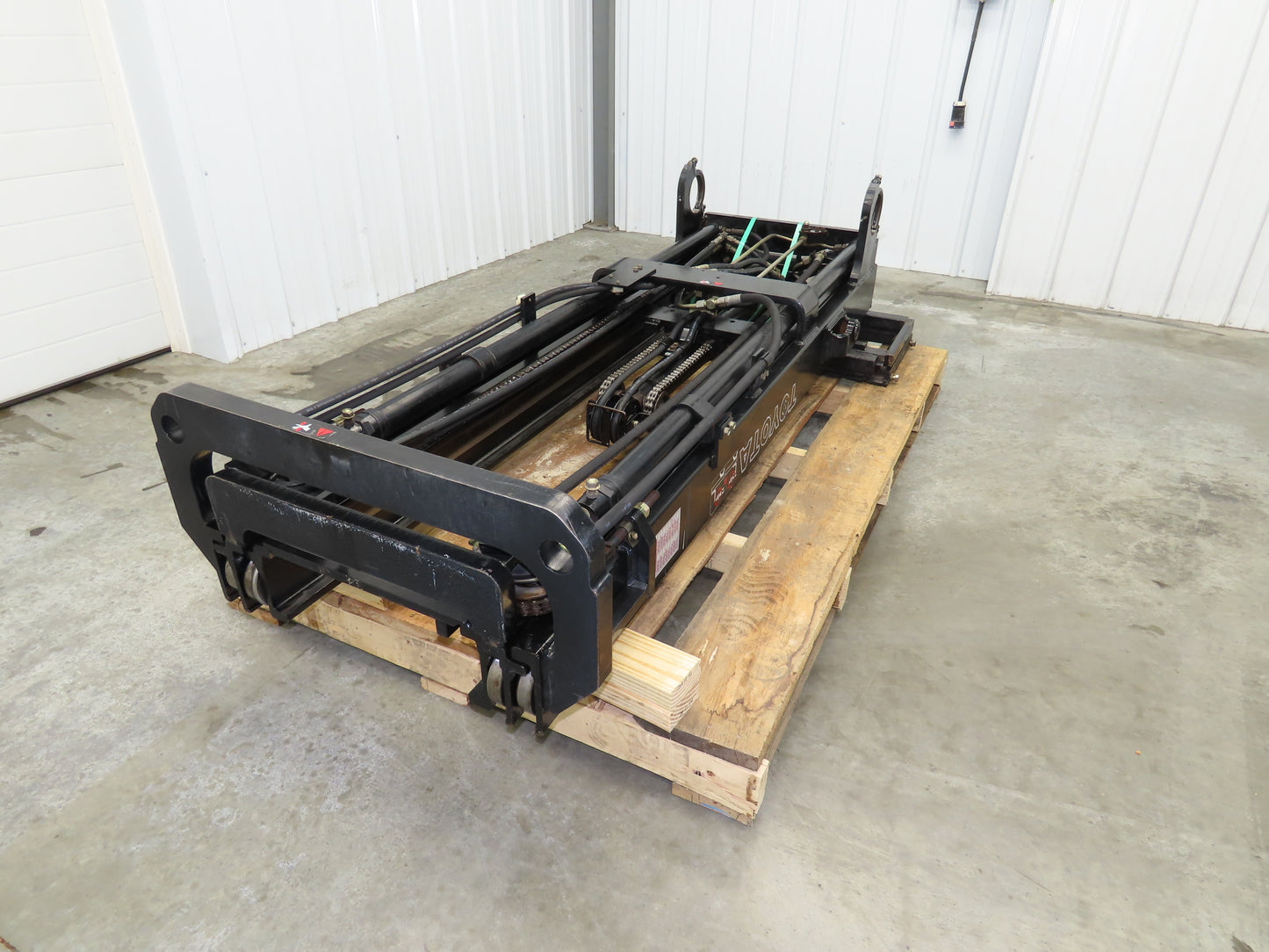 Toyota Forklift Mast 3 Stage 3 Lever 189" Lift 2900lb 5FBE15 Class 2