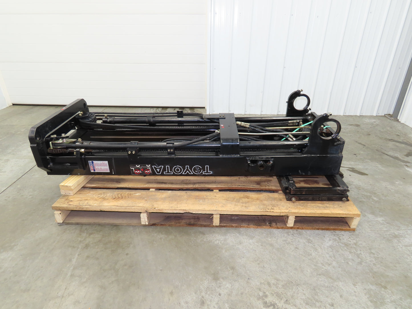 Toyota Forklift Mast 3 Stage 3 Lever 189" Lift 2900lb 5FBE15 Class 2