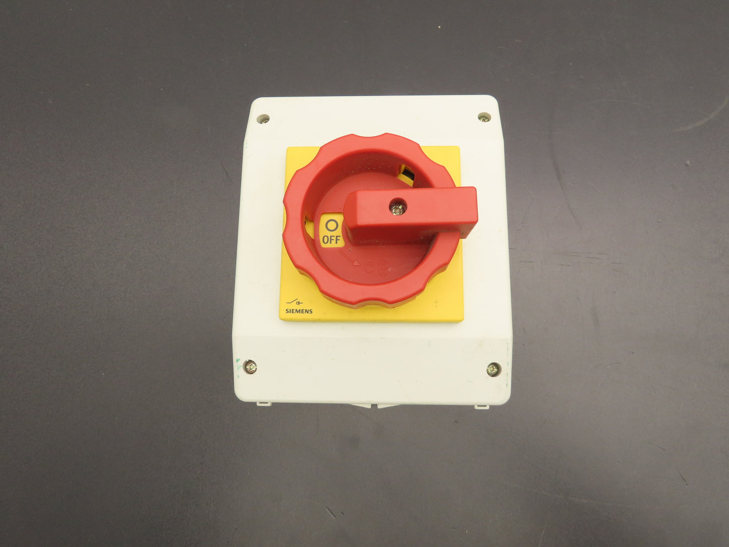 Siemens 3LD25 65-0TB53 Rotary Disconnect Enclosed Switch 63A 3Pole 3PH  Lot of 3