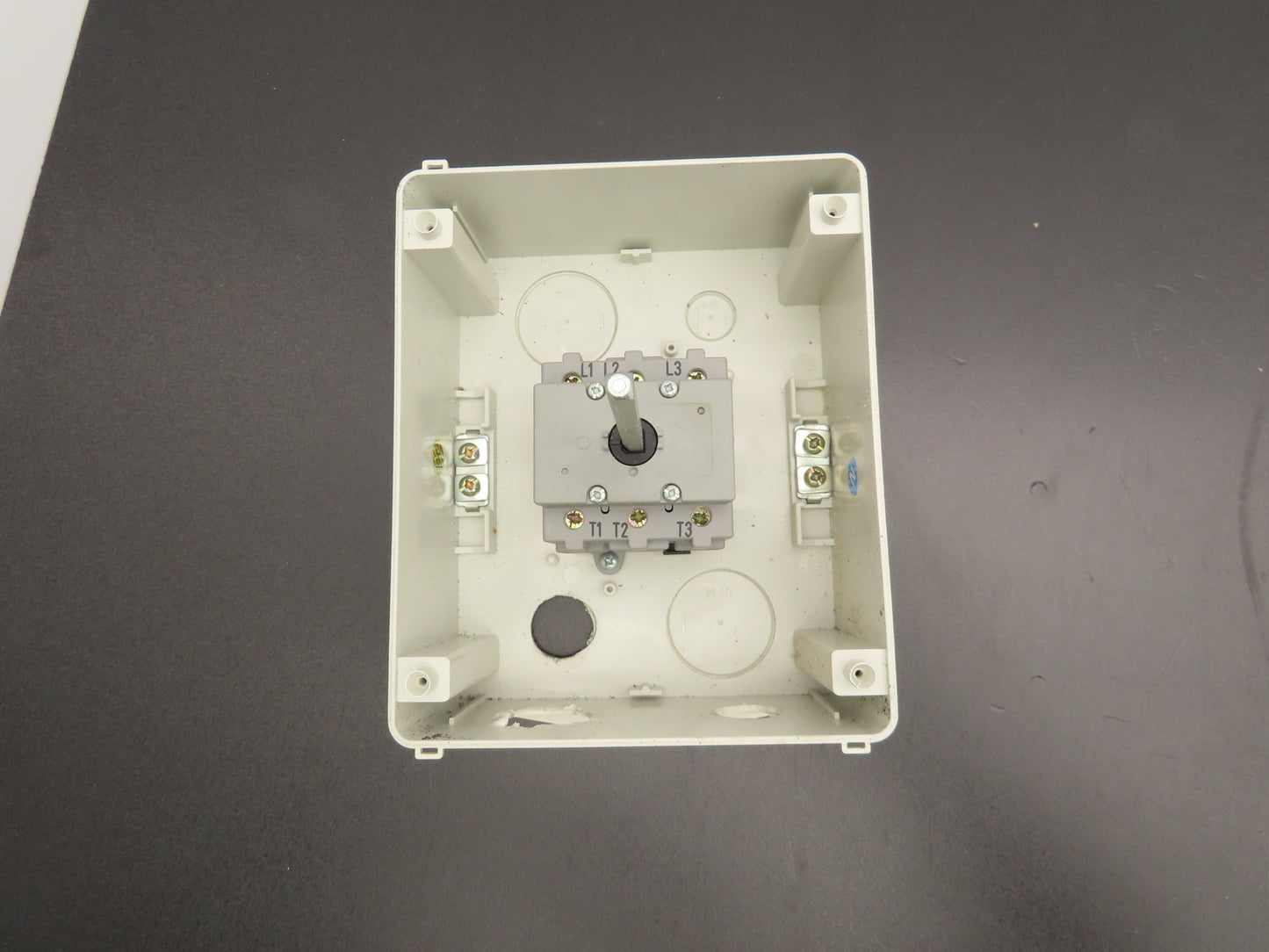 Siemens 3LD25 65-0TB53 Rotary Disconnect Enclosed Switch 63A 3Pole 3PH  Lot of 3