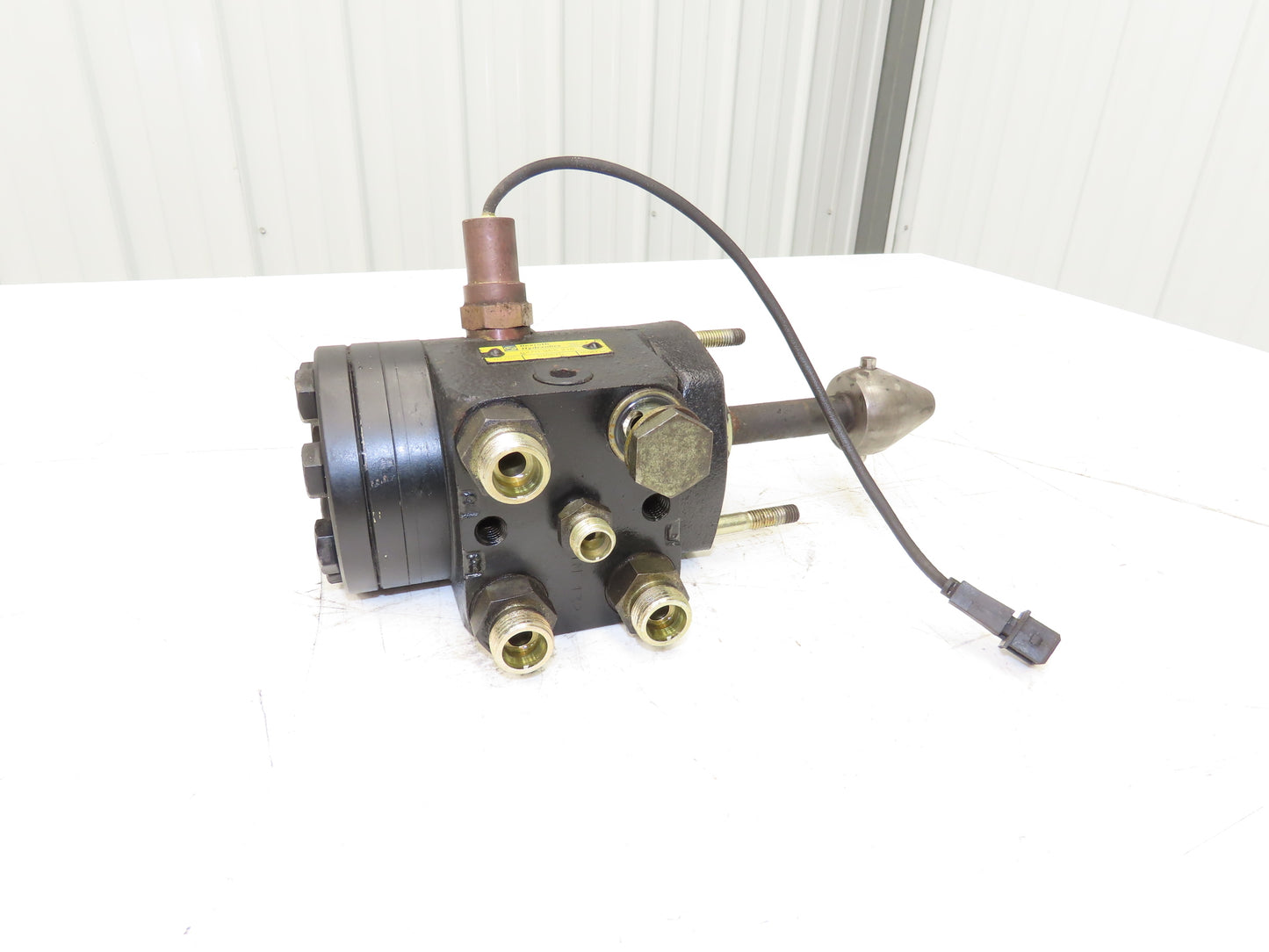 Linde 8470 955 216 Forklift Hydraulic Power Steering Pump Removed From E18C-02