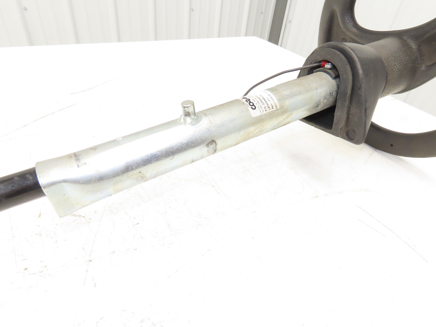 Linde 3355421001 Forklift Steering Wheel & Column W/Horn Removed From E18C-02