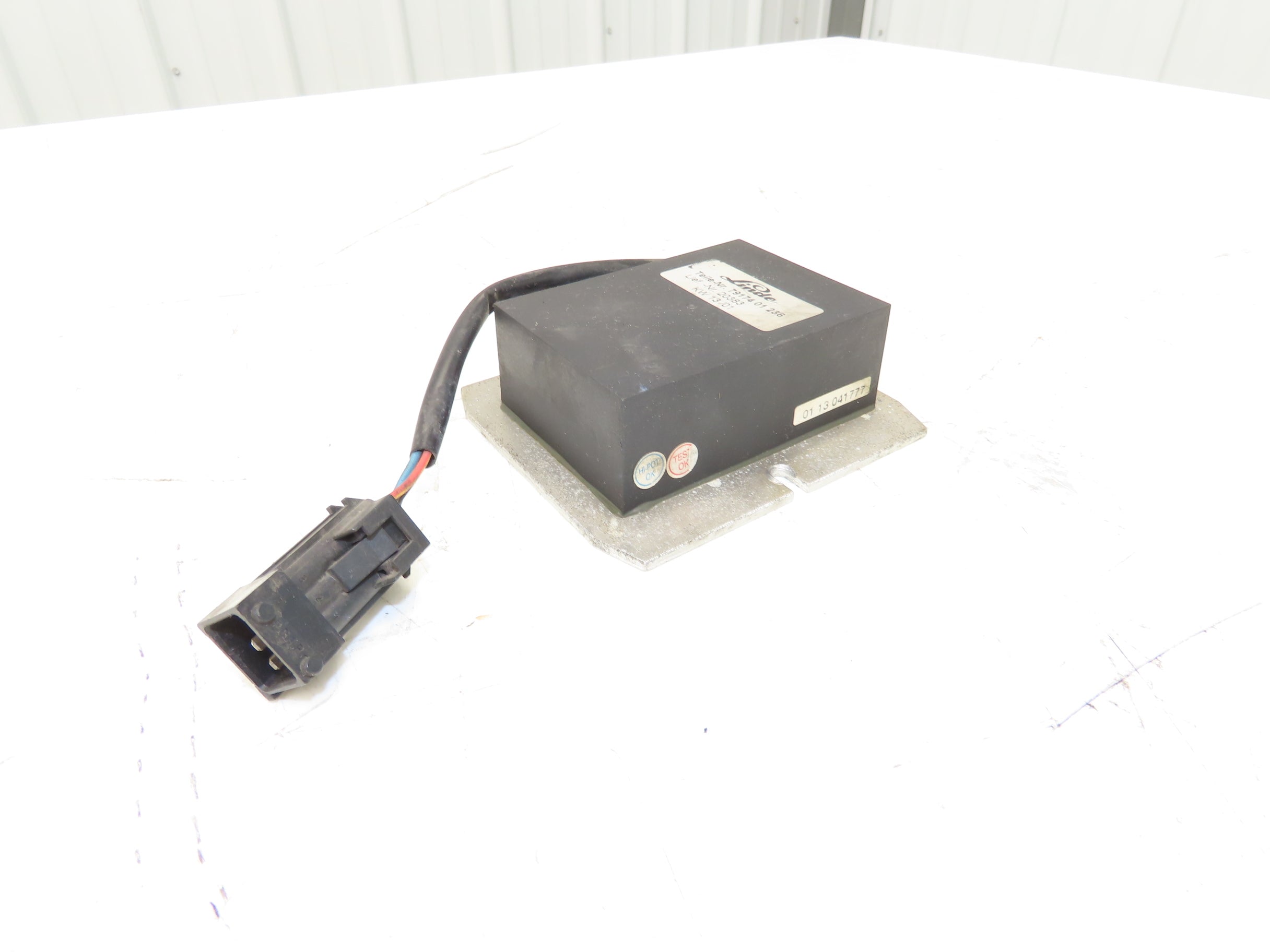 Linde 79174 01 236 Forklift Voltage Transformer Module Removed From E1 ...