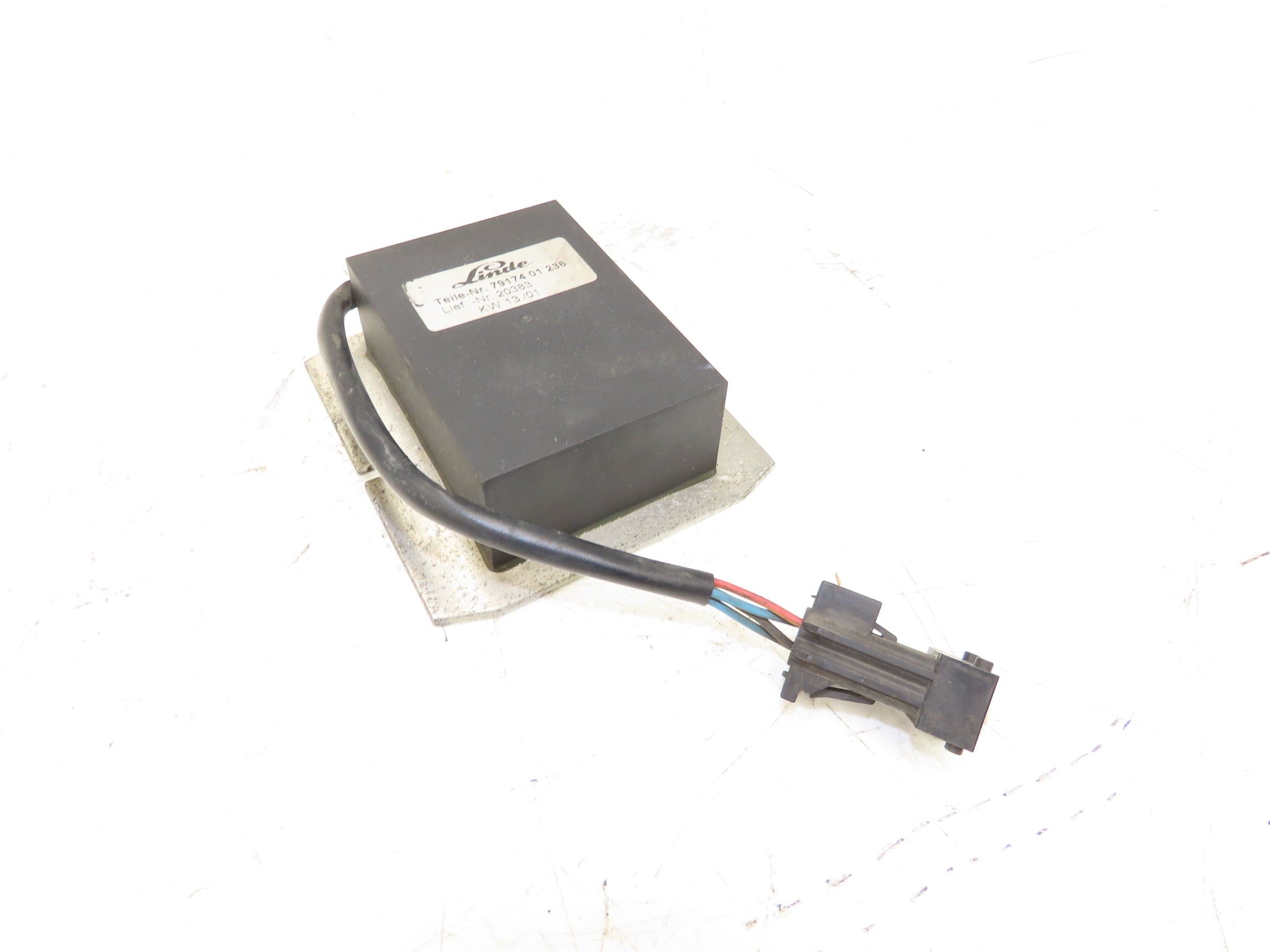 Linde 79174 01 236 Forklift Voltage Transformer Module Removed From E1 ...