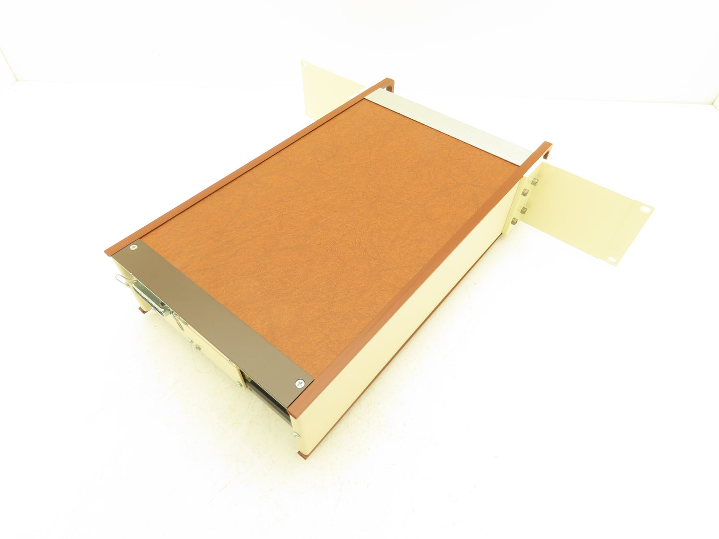 Daytronic 9005 Mainframe Chassis