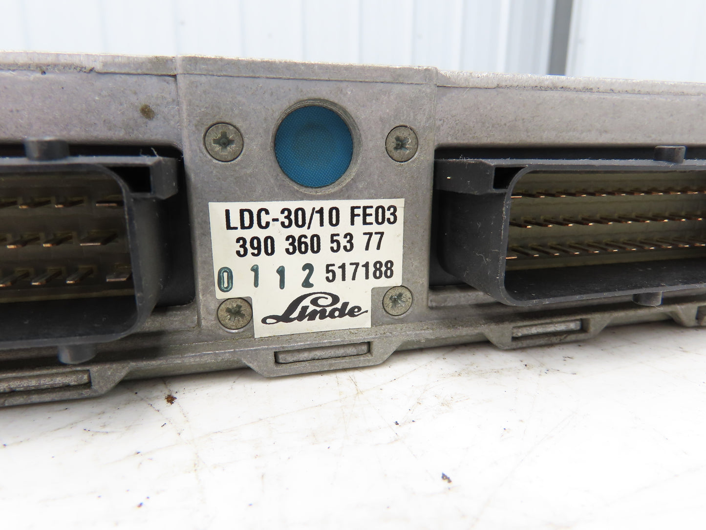 Linde 390 360 53 77 Forklift Control Module LDC3010FE03 Removed From E18C-02