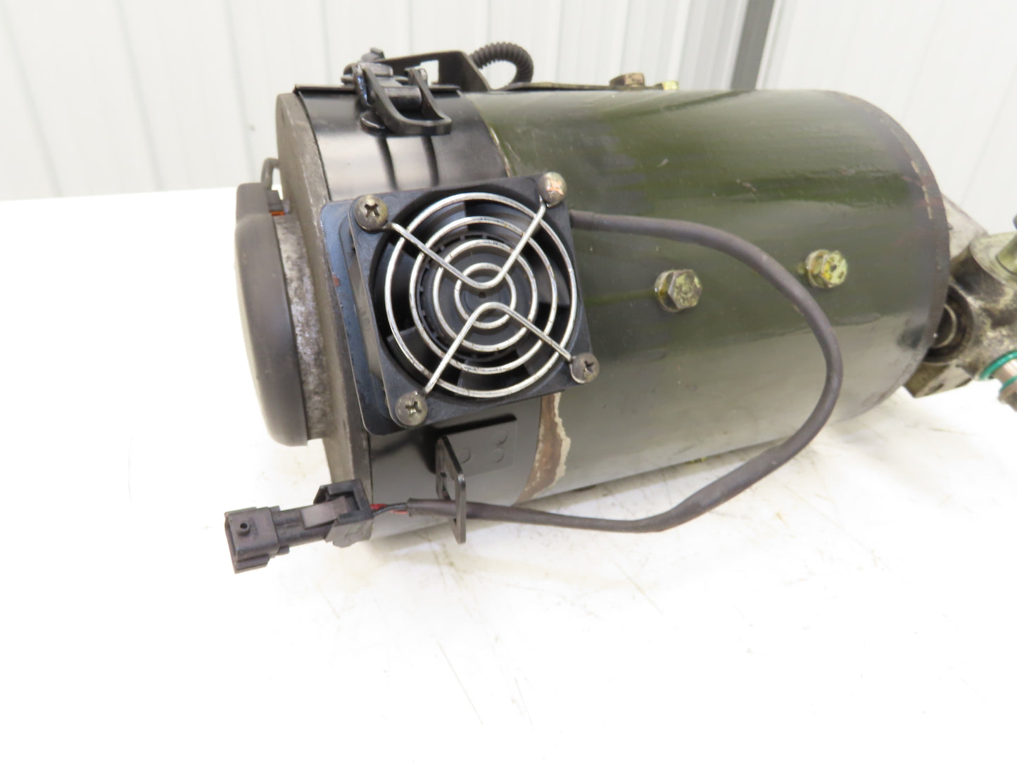 Linde GP1161479 Forklift Hydraulic Pump Motor 48VDC Removed From E18C-02