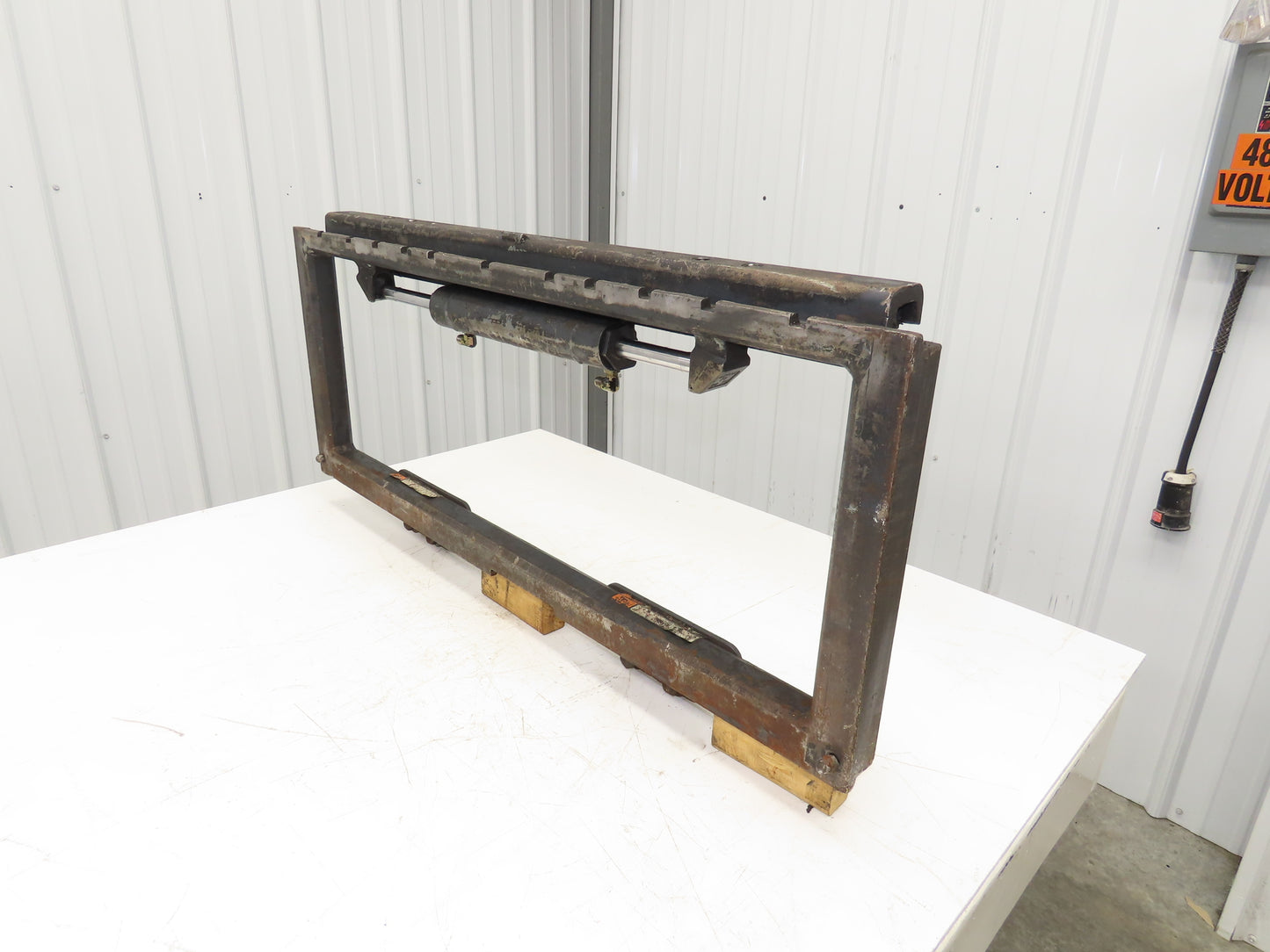 Cascade Forklift Side Shift 16" Class 2 Fork 41" Chassis